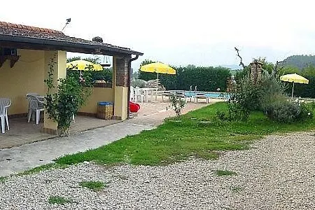 Sleeps 5 Pool Wifi Carpini